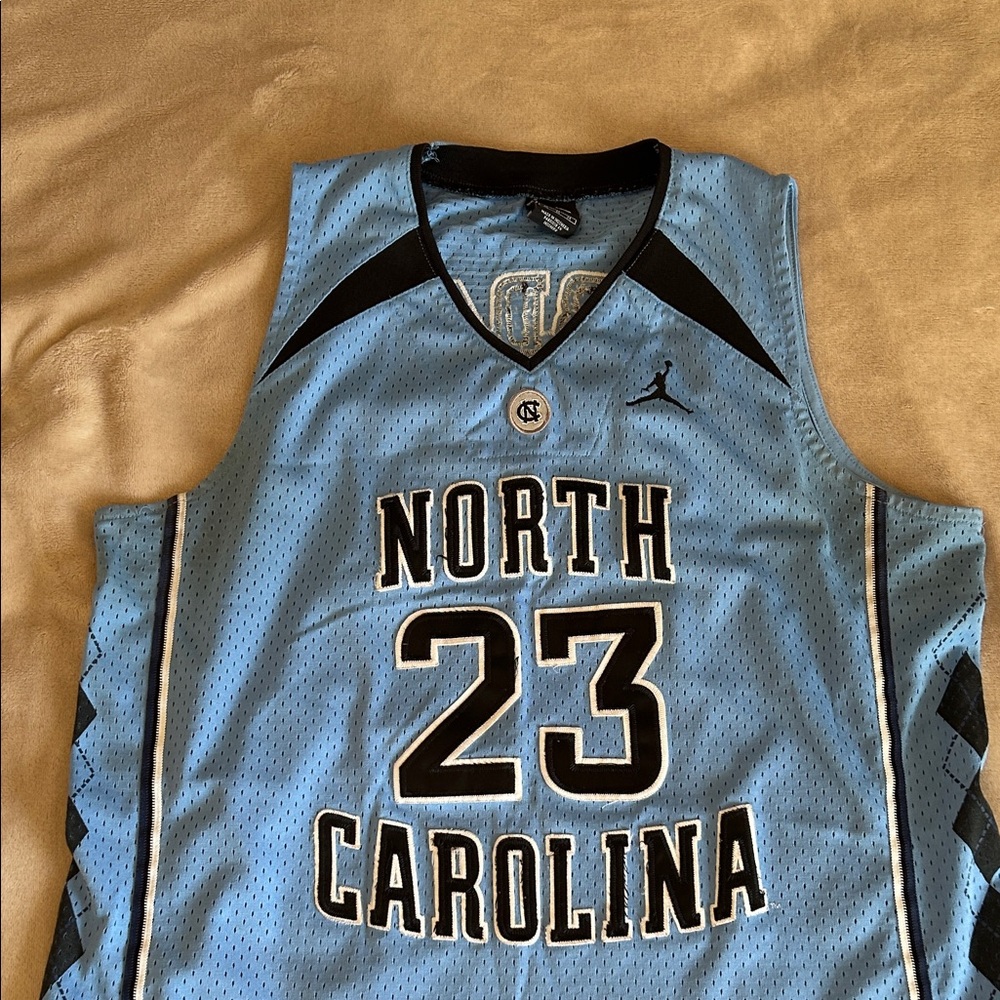 🔥Jordan North Carolina Blue Basketball Jersey🔥